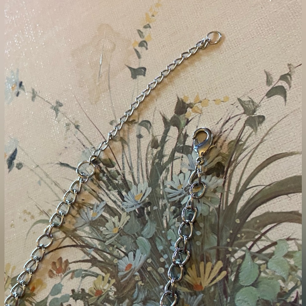 Silver Tone Necklace w/Blue Rhinestones Elegant Teal Flecked Leaf Short- Vintage - Picture 5 of 16